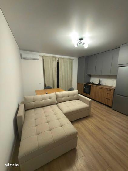 Apartament cu 2 camere decomandat, mobilat în Apărătorii Patriei