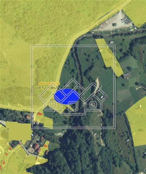 Teren intravilan de 4000 mp, în Râu Sadului