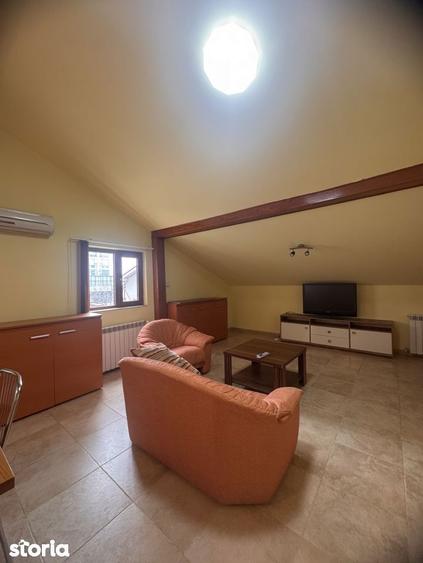 Apartament cu 3 camere, mobilat în Faleza Nord