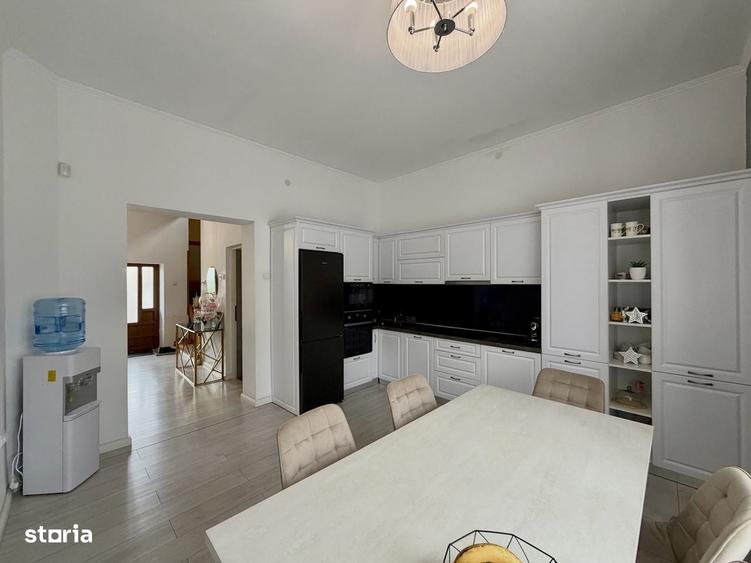Casă cu 4 camere cu Teren 600 Mp în Ultracentral