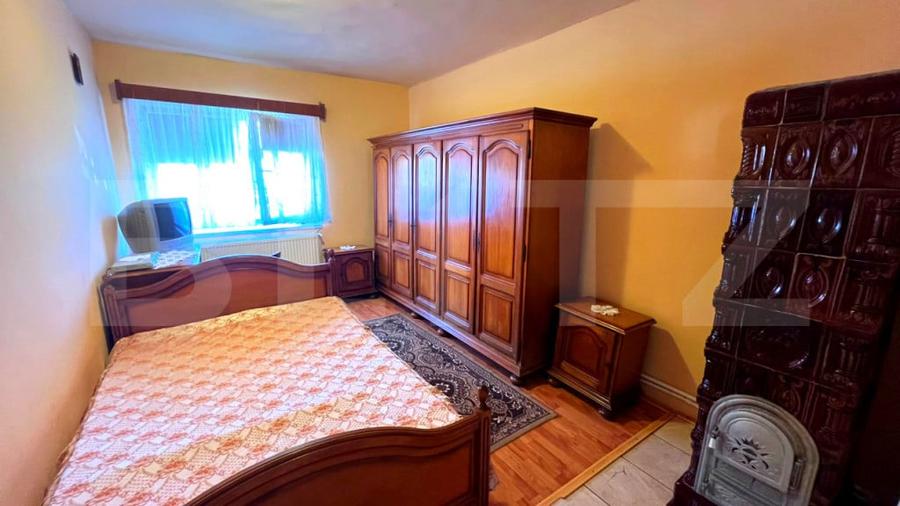 Casă cu 4 camere cu Teren 714 Mp în Petrisat