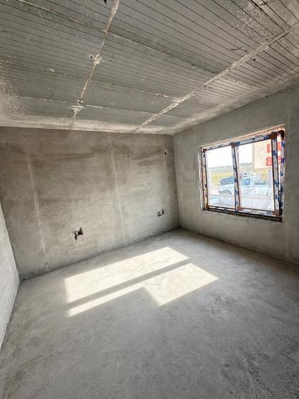Casă individuală cu 4 camere cu Teren 385 Mp în Berceni