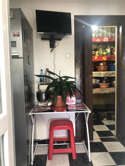 Apartament cu 4 camere nedecomandat, mobilat în Brâncoveanu