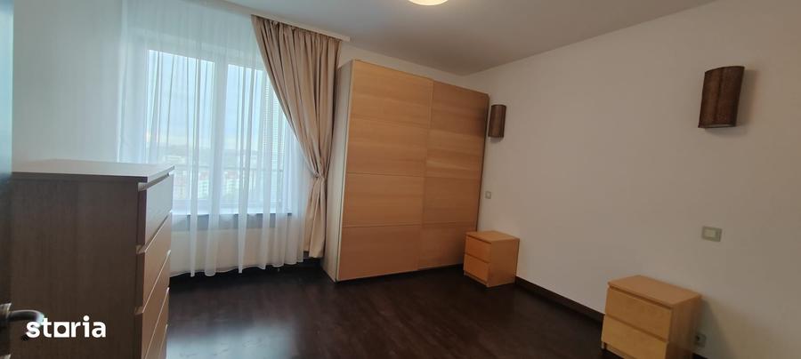 Apartament cu 3 camere, mobilat în Berceni