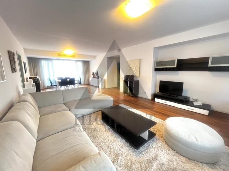Apartament cu 3 camere semidecomandat, mobilat în Kiseleff