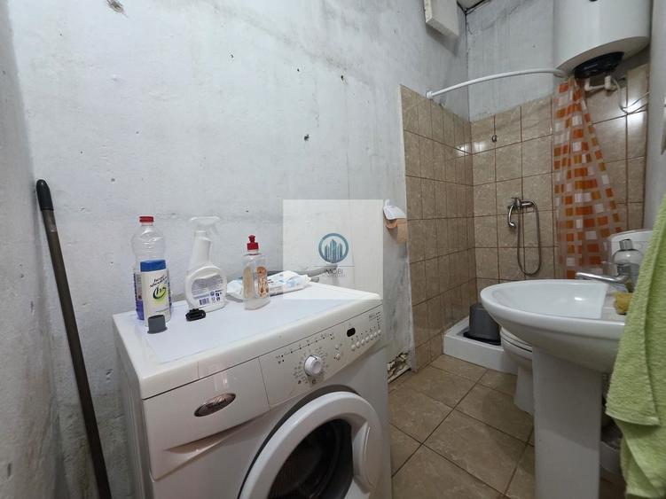 Casă individuală cu 4 camere cu Canalizare în Sântandrei