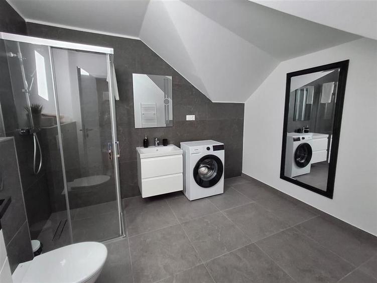 Apartament cu 3 camere nedecomandat în Arhitecților - Calea Cisnădiei