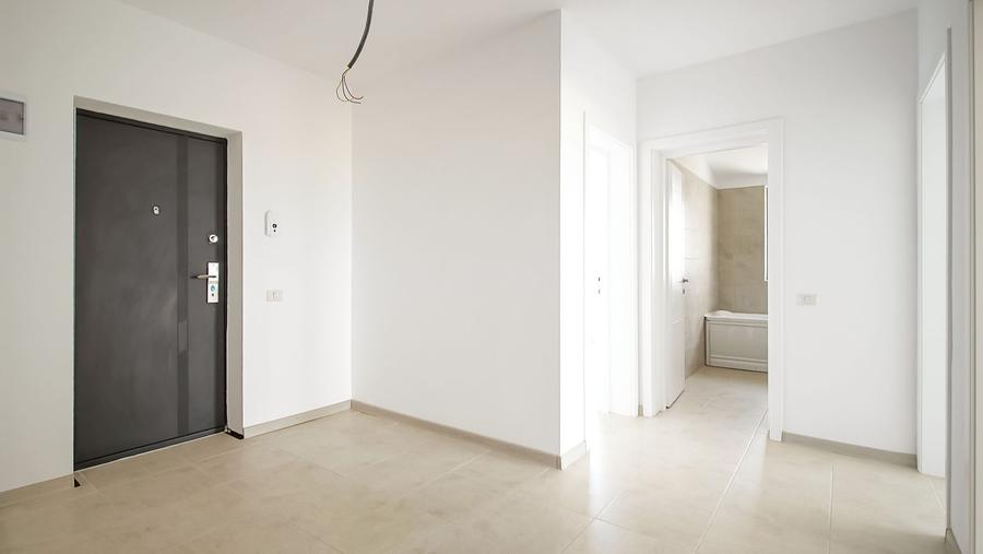 Apartament cu 3 camere decomandat în Sânpetru