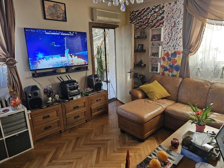 Casă cu 4 camere cu Teren 140 Mp în Olteni