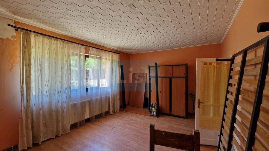 Casă cu 4 camere cu Canalizare în Băița