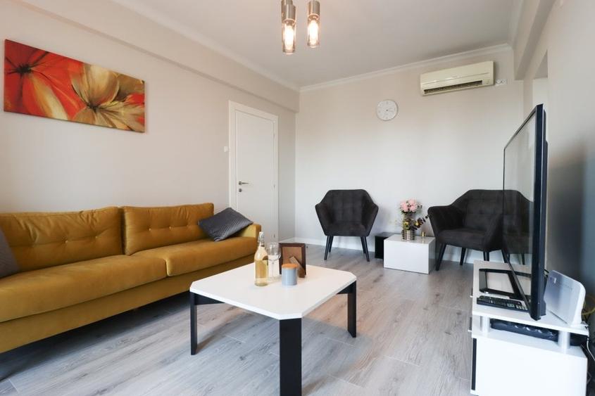 Apartament cu 2 camere decomandat, mobilat în Kogălniceanu