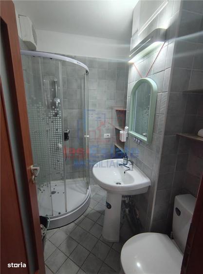 Apartament cu 2 camere decomandat în Alexandru cel Bun