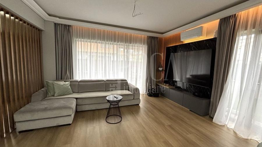 Duplex cu 4 camere cu Canalizare în Florești