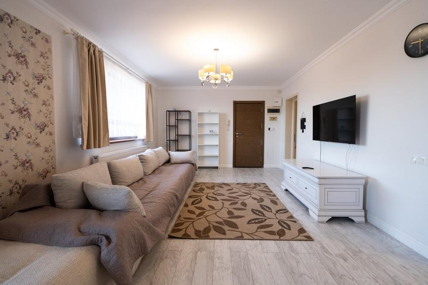 Apartament cu 4 camere decomandat, mobilat în Baciu
