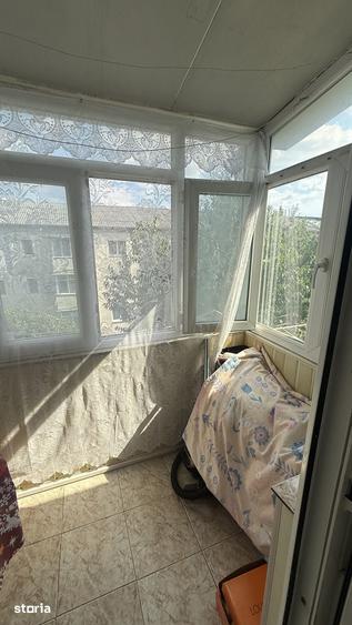 Apartament cu 2 camere semidecomandat în Cornișa