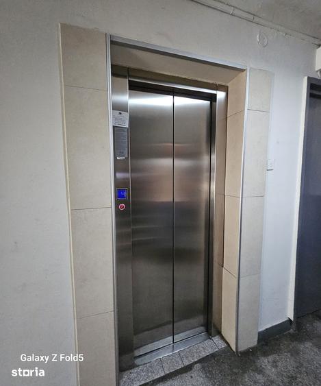 Apartament cu 3 camere decomandat în Ultracentral