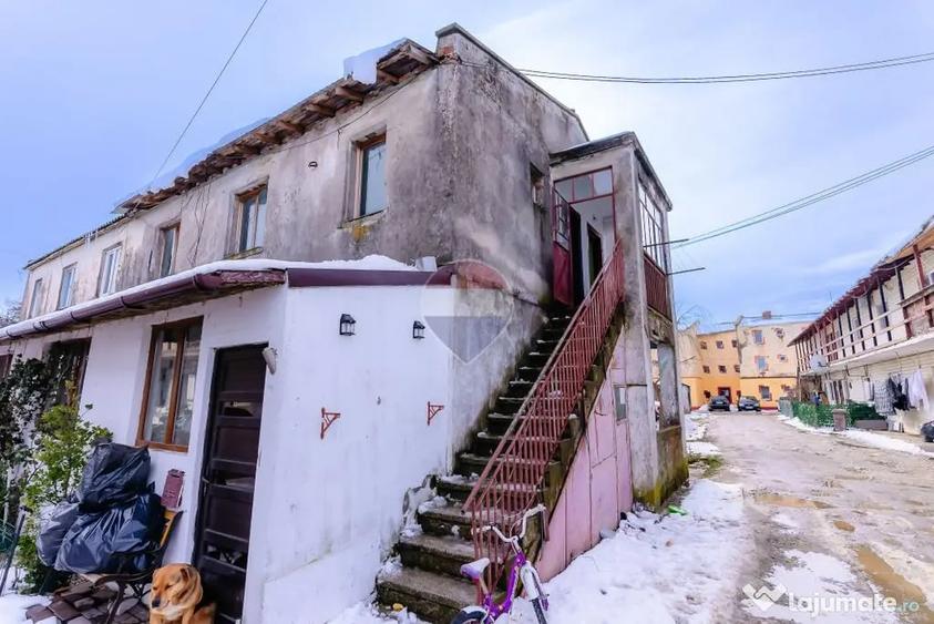 Apartament cu 2 camere semidecomandat în Oarja