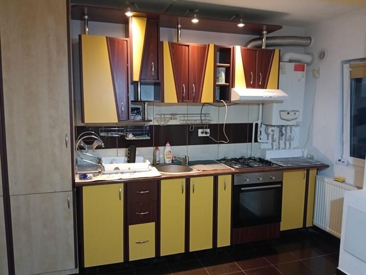 Apartament cu 2 camere decomandat în Exterior Vest