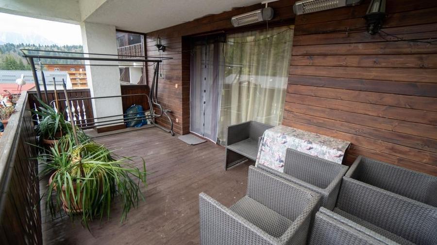 Apartament cu 4 camere decomandat în Clăbucet