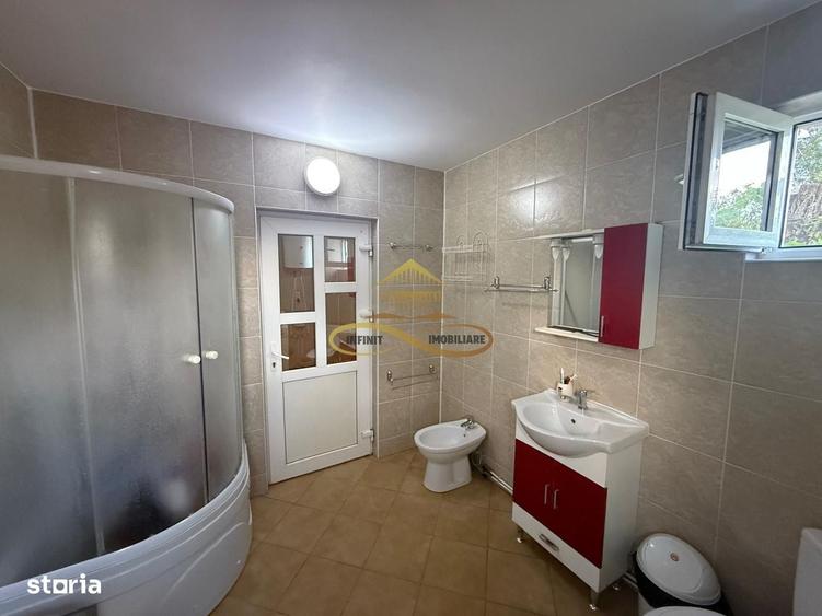Casă cu 4 camere în Central