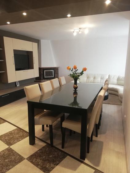 Apartament cu 3 camere decomandat în 1 Mai