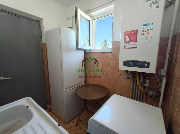 Apartament cu 2 camere semidecomandat în Petrișor