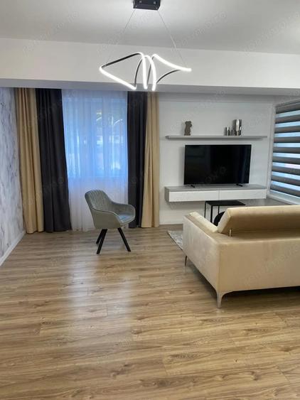 Apartament cu 2 camere semidecomandat în Sud