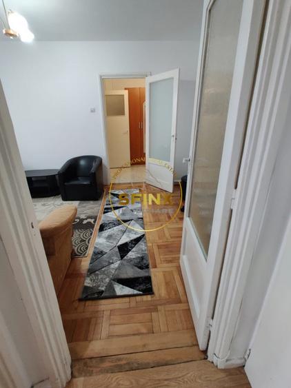 Apartament cu 2 camere semidecomandat, mobilat în P-ța Muncii