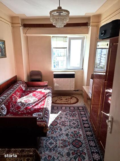 Apartament cu 4 camere decomandat în Unirii Sud