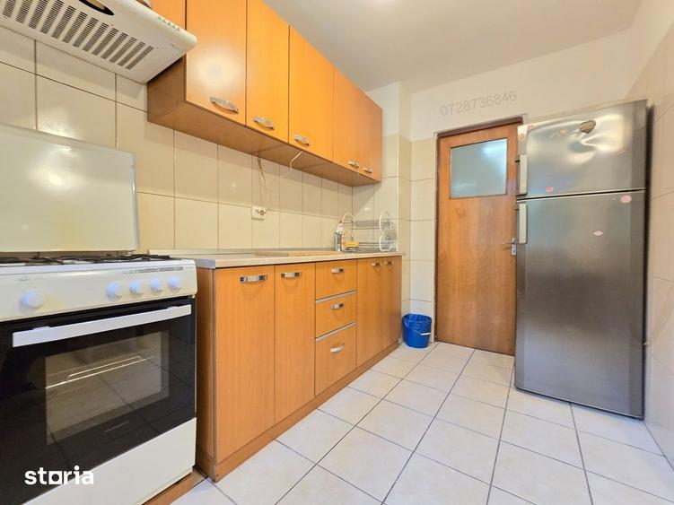 Apartament cu 4 camere decomandat, mobilat în Berceni