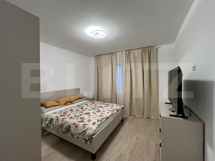 Casă individuală cu 3 camere cu Canalizare în Est