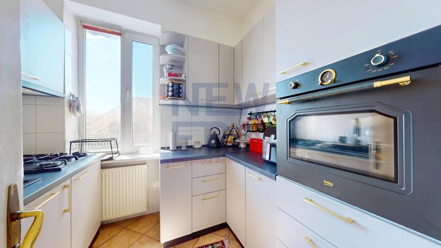 Apartament cu 4 camere decomandat, mobilat în Ferdinand