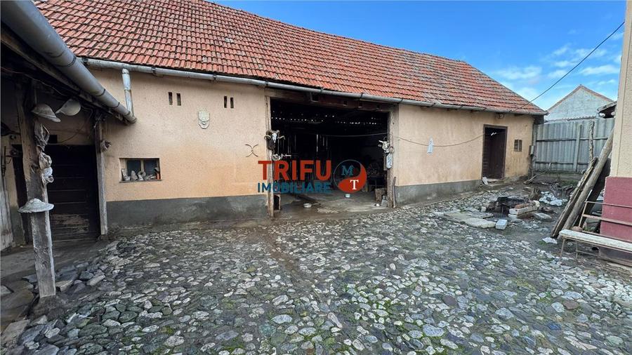 Casă individuală cu 4 camere cu Canalizare în Cricău