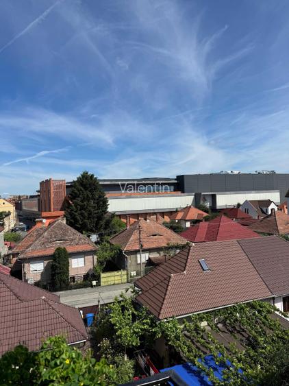 Apartament 3 camere, Balcon 3mp, 2 bai, langa Promenada Mall
