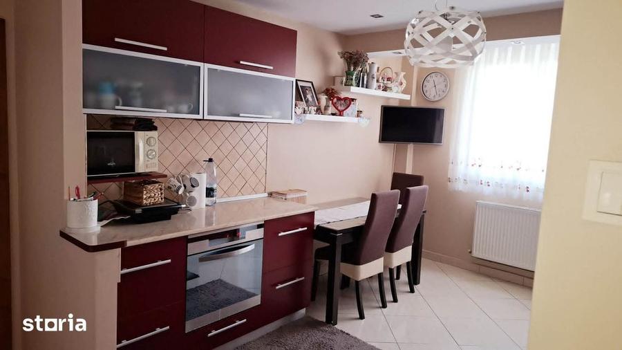 Apartament cu 3 camere în Calea Aradului