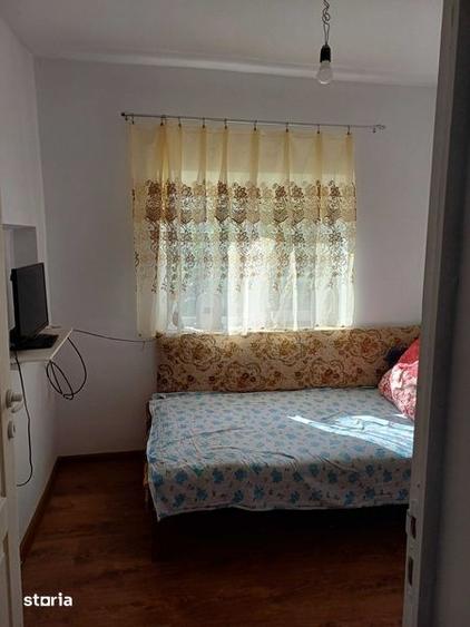 Casă cu 4 camere cu Teren 80 Mp în Titan