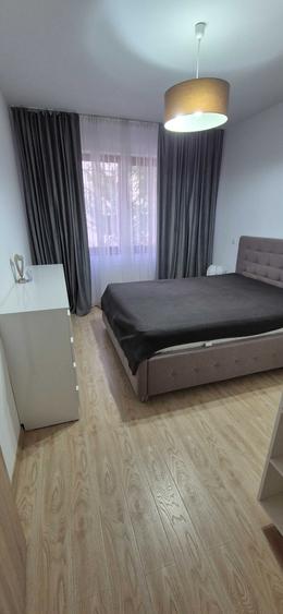 Apartament cu 2 camere decomandat în Metalurgiei