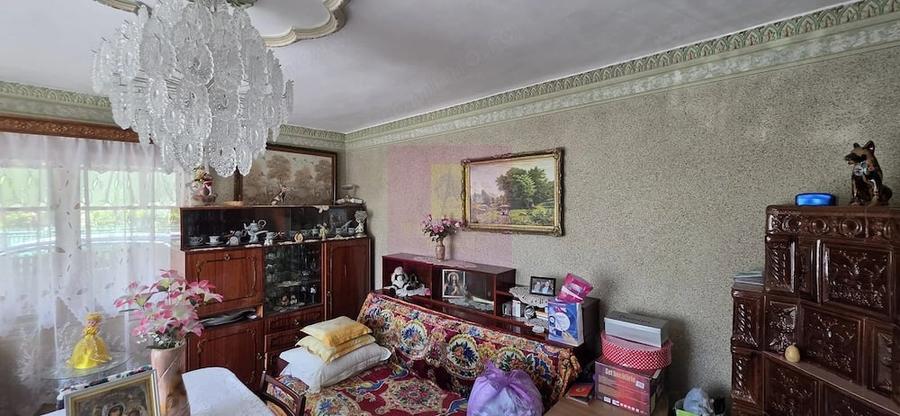 Casă cu Teren 330 Mp în Slobozia