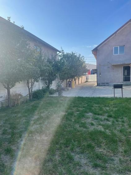 Casă individuală cu 5 camere cu Teren 800 Mp în Vest