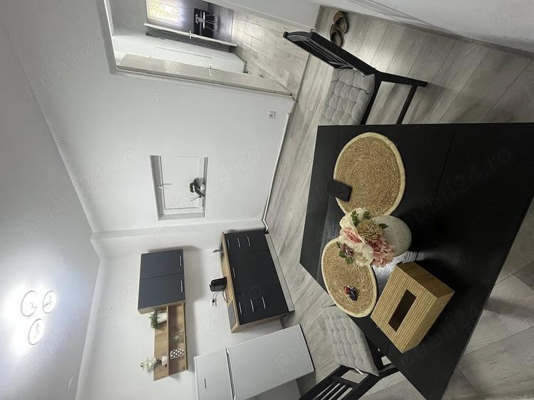 Apartament cu 2 camere semidecomandat în Cișmigiu