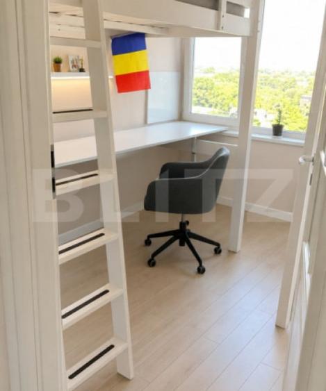 Apartament cu 4 camere decomandat în Ultracentral