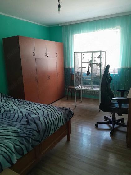 Casă cu Teren 1417 Mp în Central