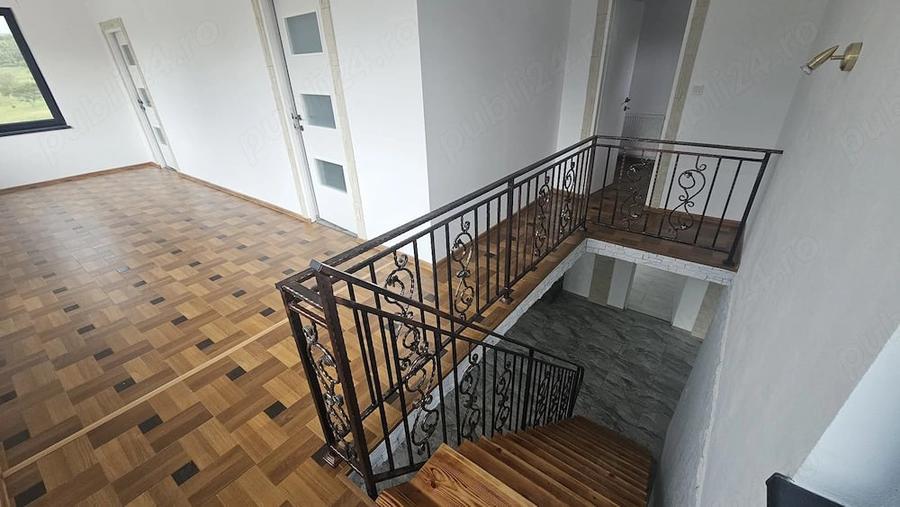 Casă cu Teren 3000 Mp în Luncoiu de Sus