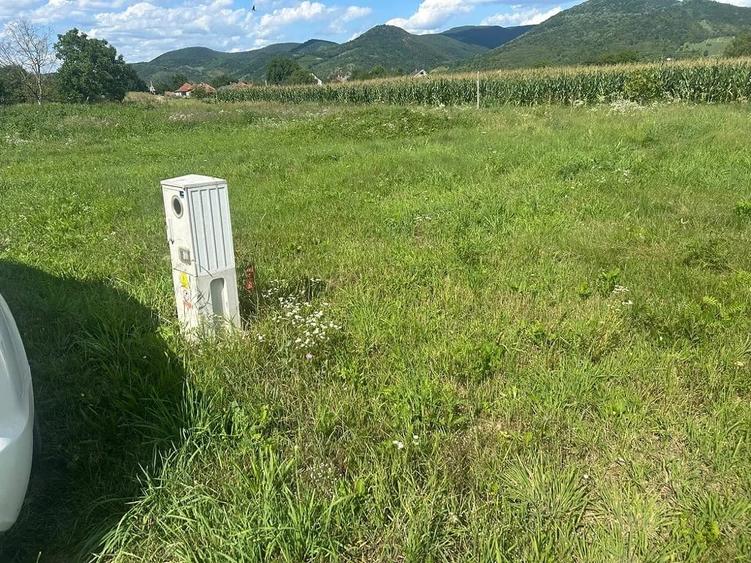 Teren de 600 mp, în Central