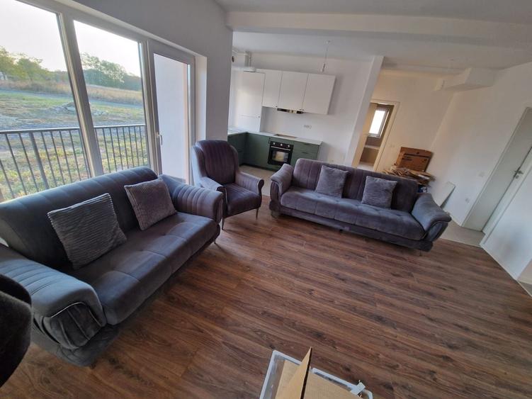 Apartament cu 2 camere decomandat în Moșnița Nouă