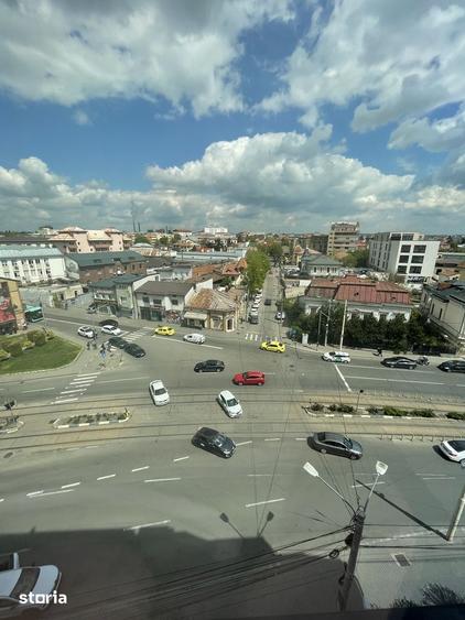 Apartament cu 2 camere decomandat, mobilat în Central