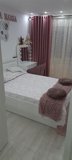 Apartament cu 3 camere decomandat, mobilat în Cug