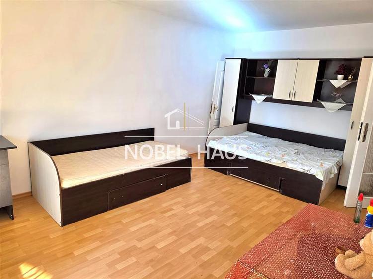 Garsonieră circulară în Sud