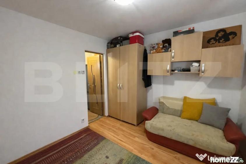 Apartament cu 3 camere decomandat în Dâmbu Pietros