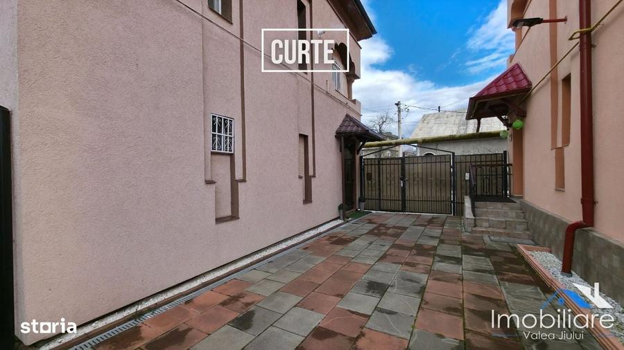 Casă cu 4 camere în Ultracentral
